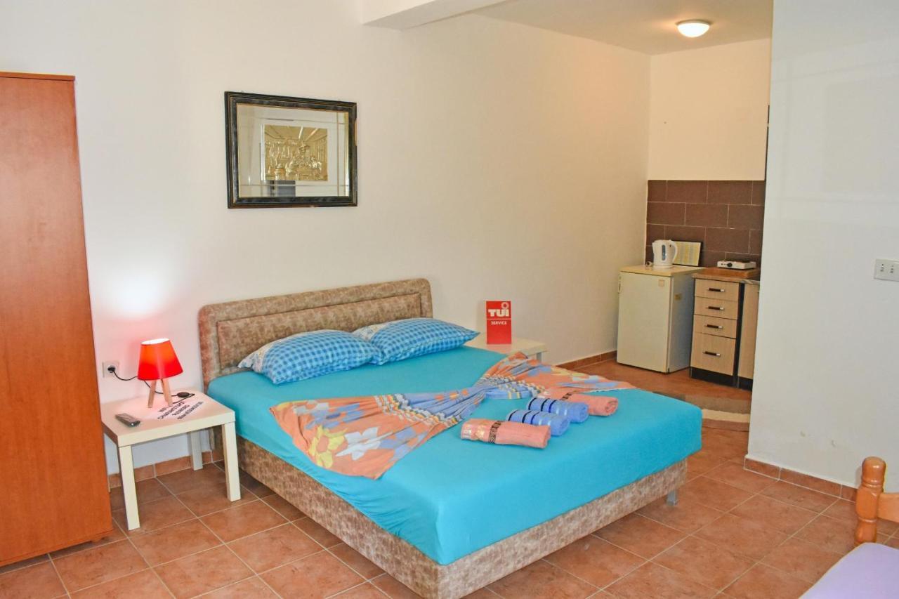 Riverside Apartments Chiara Ούλτσιν Εξωτερικό φωτογραφία