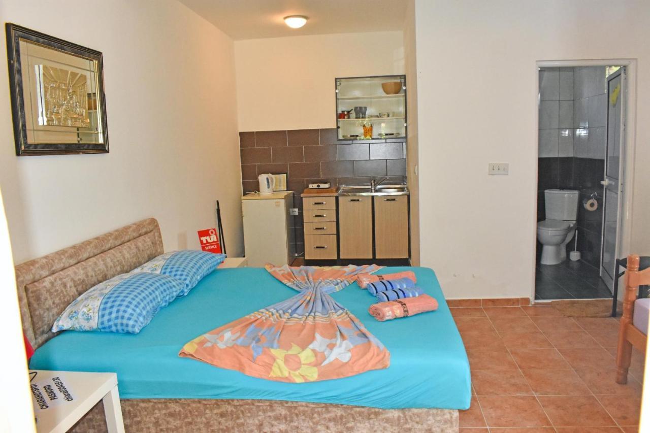 Riverside Apartments Chiara Ούλτσιν Εξωτερικό φωτογραφία