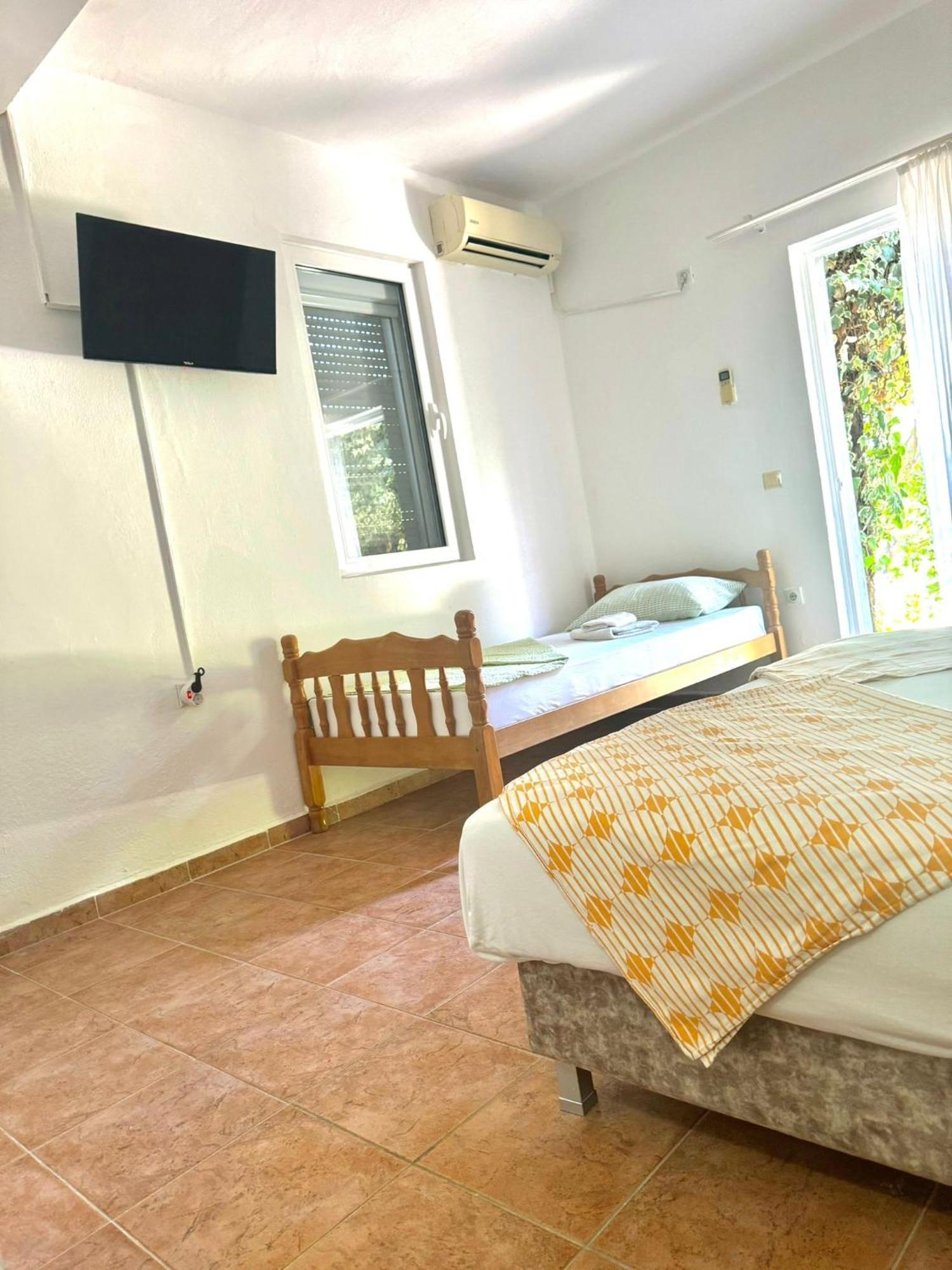 Riverside Apartments Chiara Ούλτσιν Εξωτερικό φωτογραφία